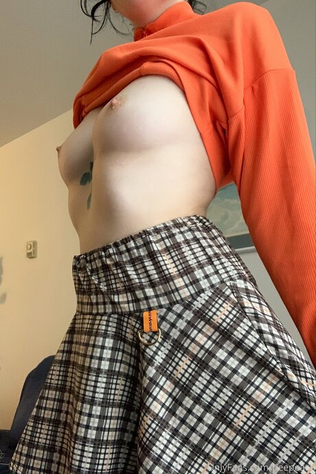 Peepeach high quality model picture