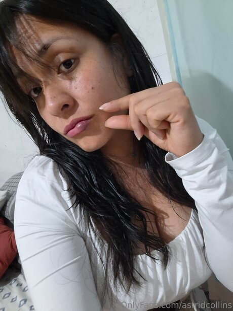 Astridcollins model perfect img