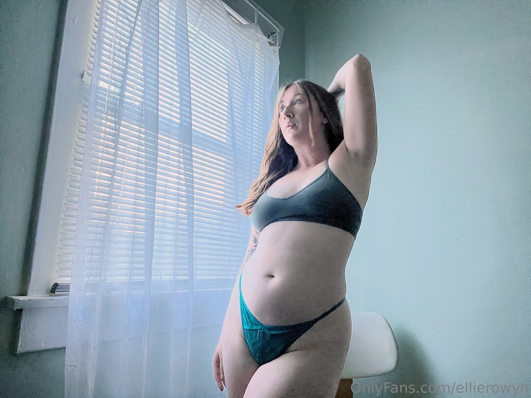 Ellierowyn free actress galleries