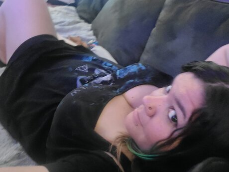 amateur asian onlyfans top picture