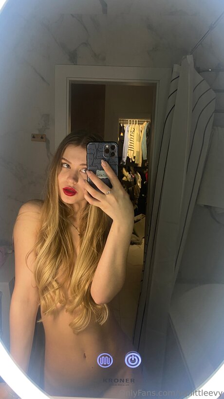 Cute Blonde Evy perfect pornstar gallery