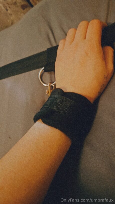 Umbrafaux top profile image