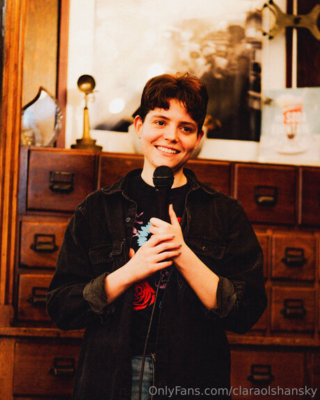 Carsonolshansky pornstar nude image