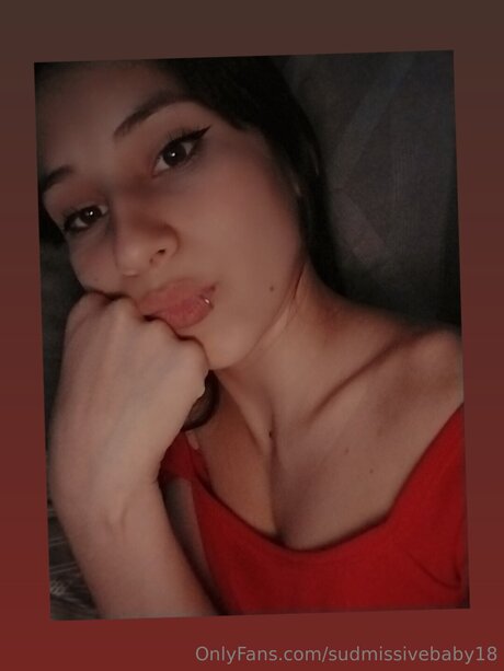 Sudmissivebaby18 top profile image