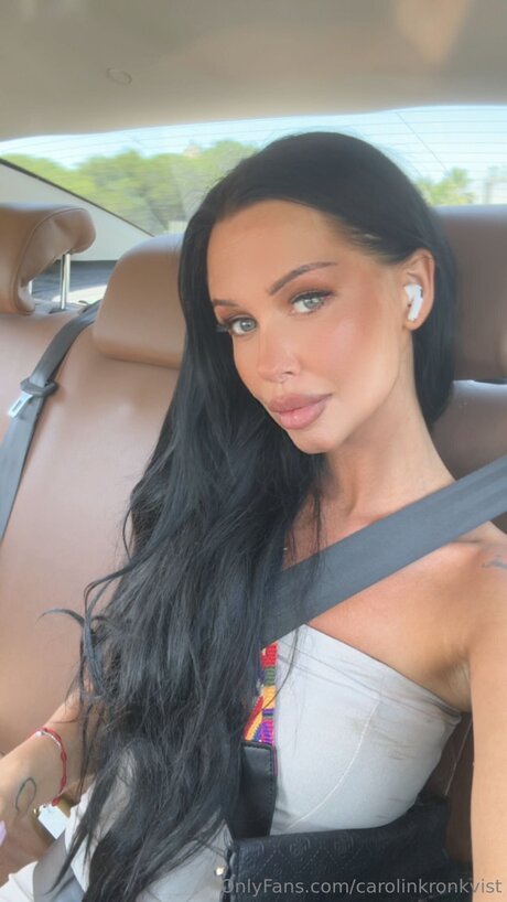 Carolinkronkvist naked pornstar pictures