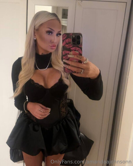 fat shemale onlyfans sex photo