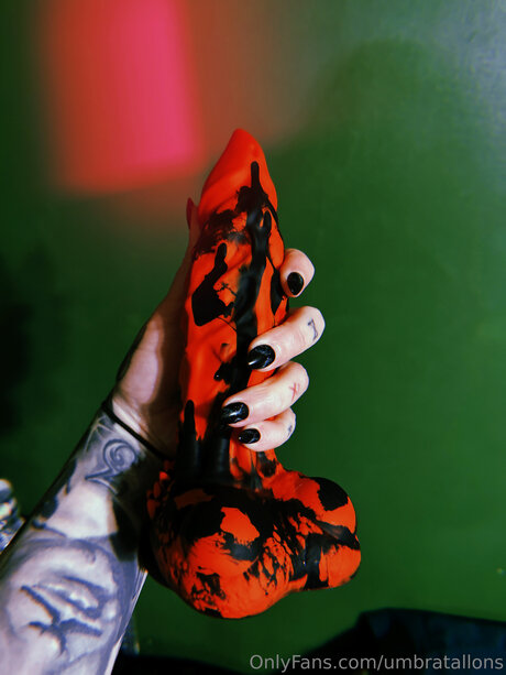 Umbratallons exclusive actress pics