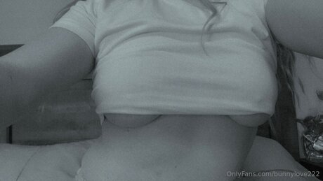 Bunnylove222 hot model images