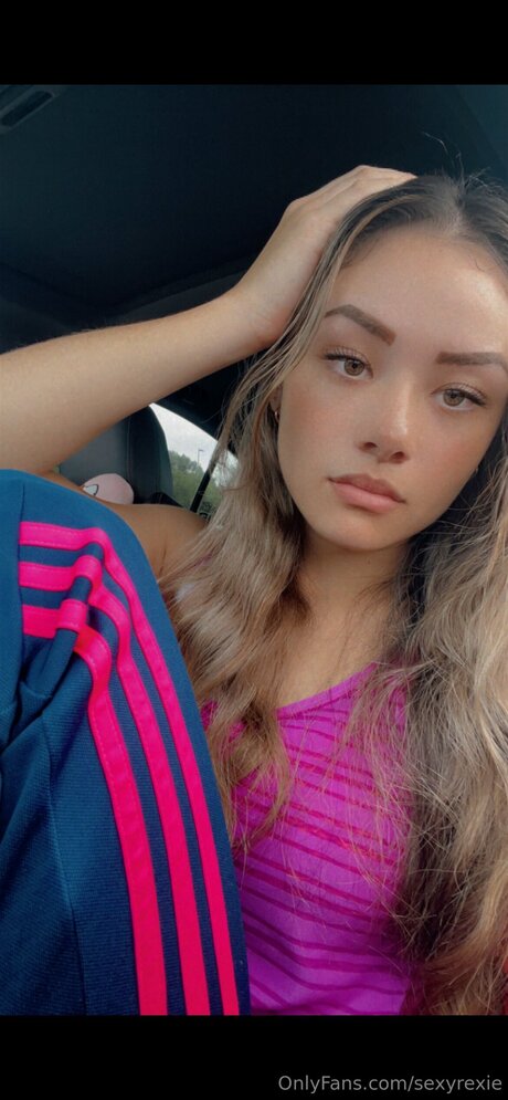 Sexyrexie top profile image