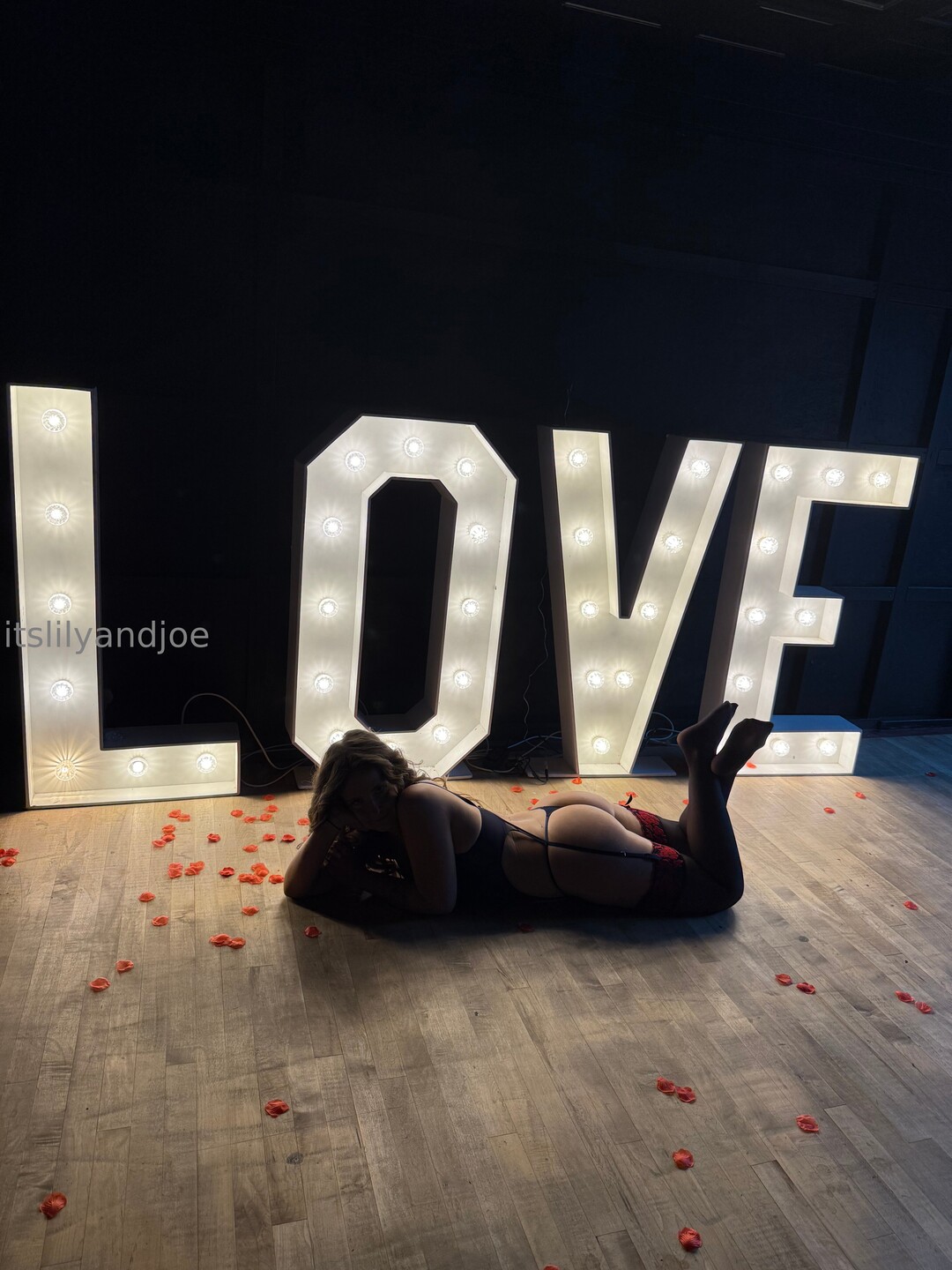 Lilyandjoe1 hot star images
