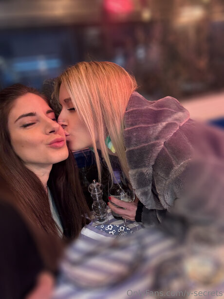 V Secrets model beautiful image