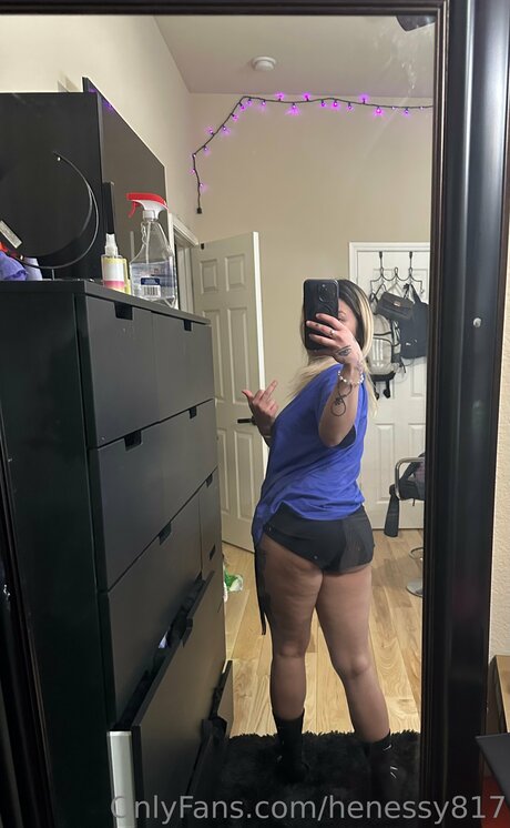 Henessy817 xxx actress pics