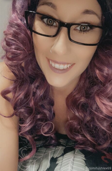 Lushlex69 model exclusive photos