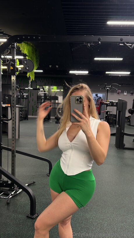 Ariel 2005 pornstar picture