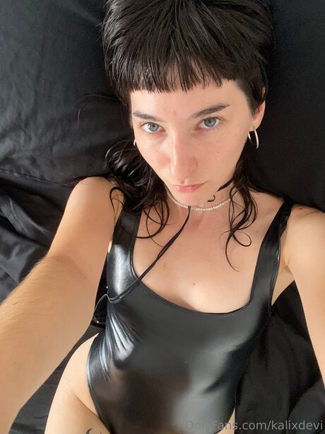 Kalixdevi sexy actress gallery