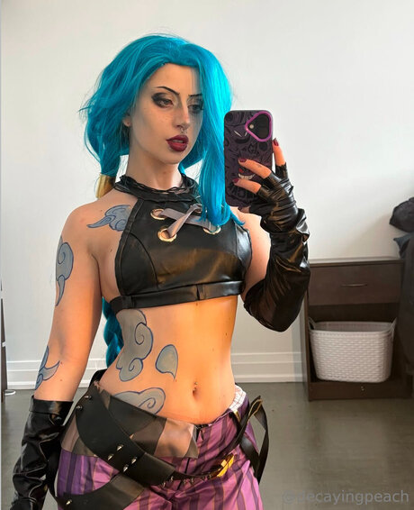 Decayingpeach art model archive