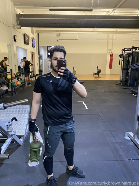 Curly Brown Hairdude pornographic actress pics