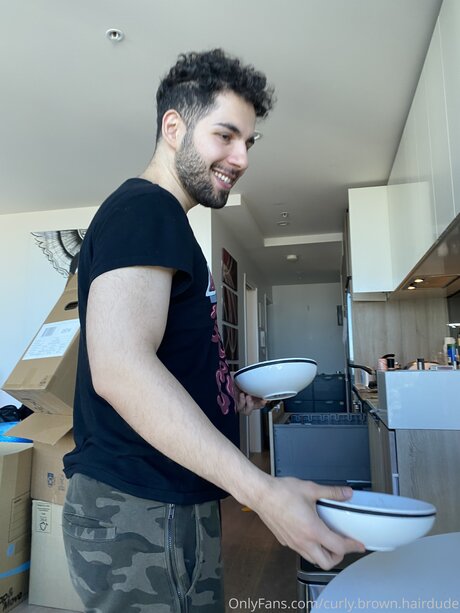 Curly Brown Hairdude sex actress galleries