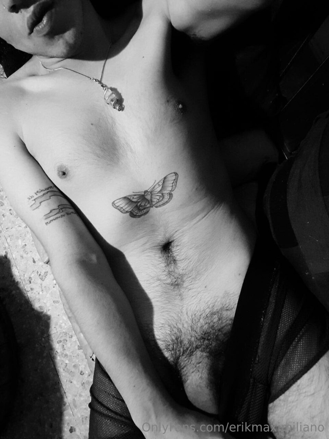 Erikmaximiliano star hot photo