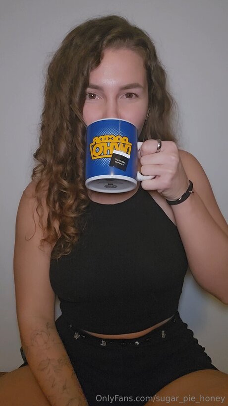Sugar Pie Honey nudes star pictures
