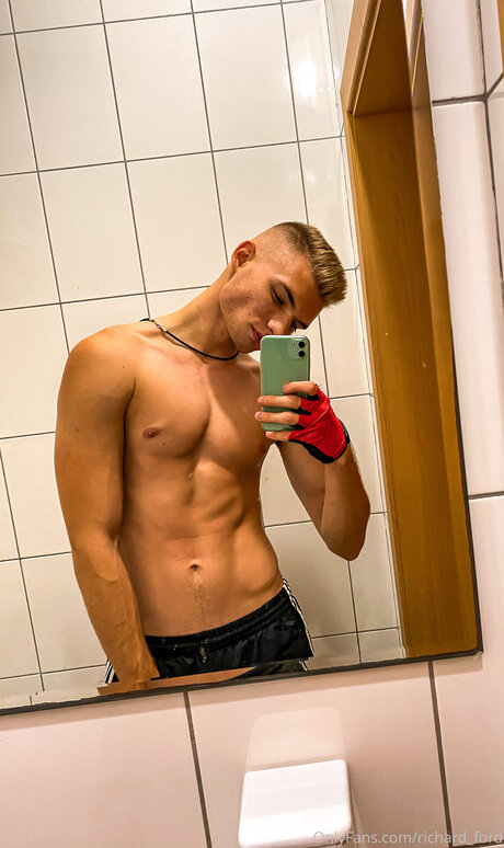 Richard Ford xxx star picture