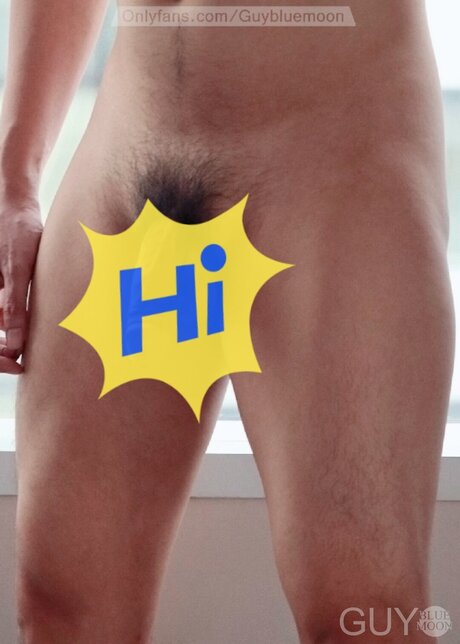 Guybluemoon top profile image