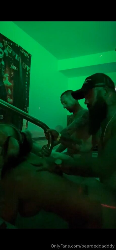 Beardeddadddy top profile image