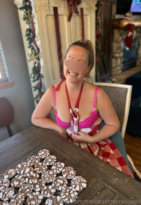 Mountainmomkayppv beautiful model photo