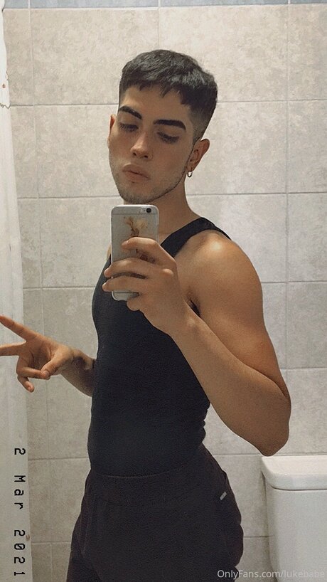 Lukebabe model perfect gallery