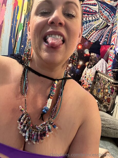 Thebza erotic actress pictures