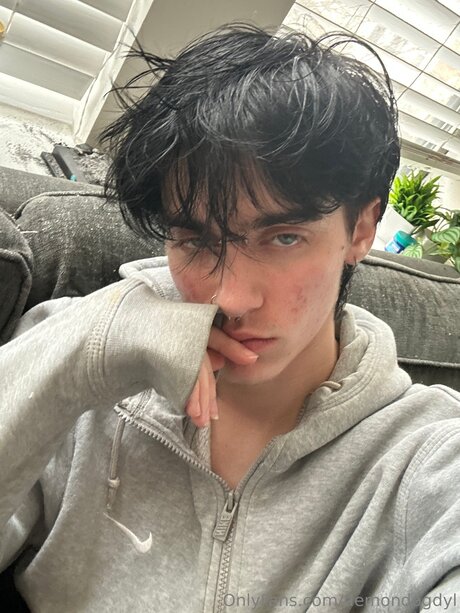 Demondogdyl hot model pics