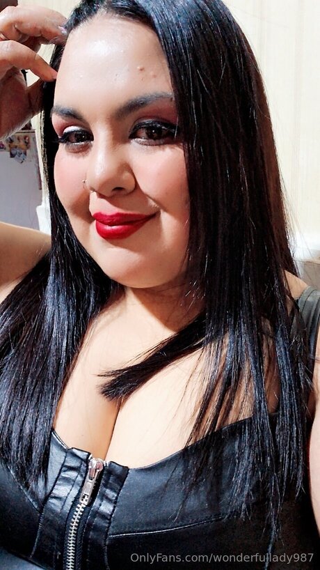 Wonderfullady987 star top pics