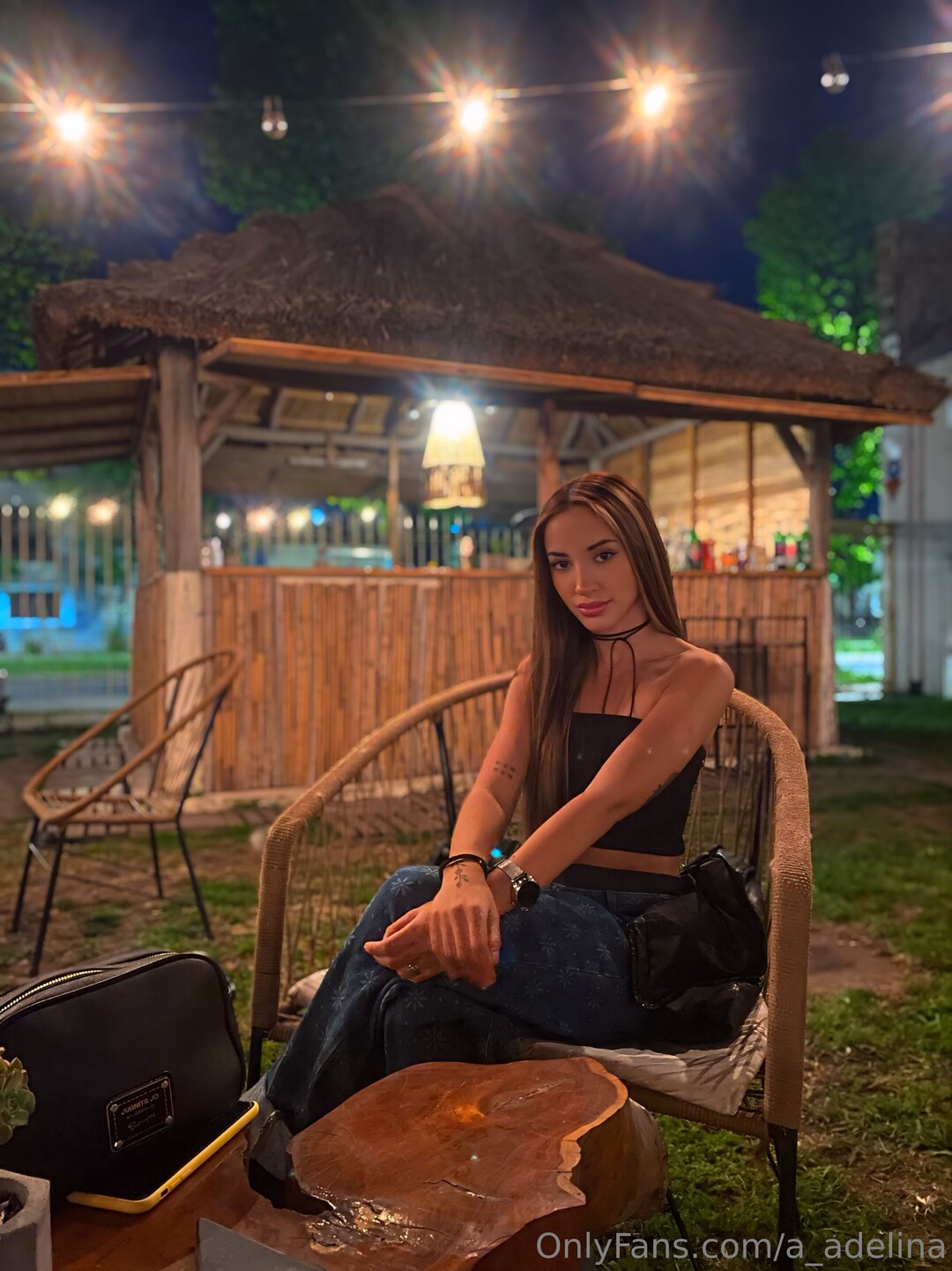 A Adelina sexy model photo
