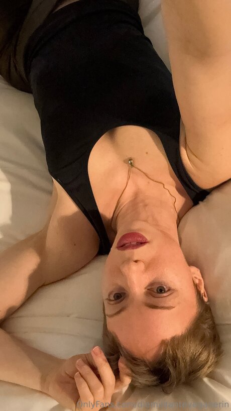 Diemilitanteveganerin hd actress galleries