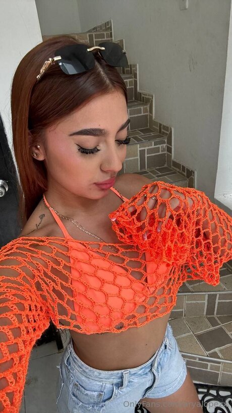 Aryalopezx high quality actress pictures