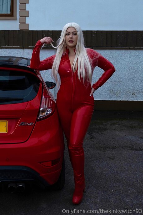 Thekinkywitch93 star pornographic photos