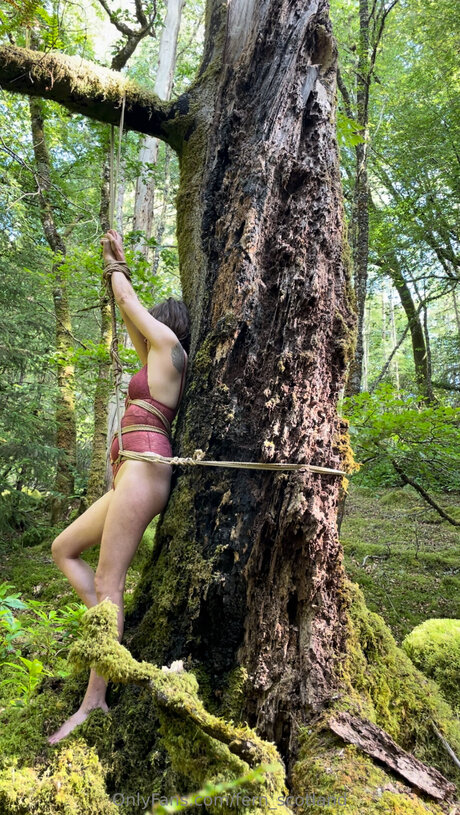 Fern Scotland model pornographic archive