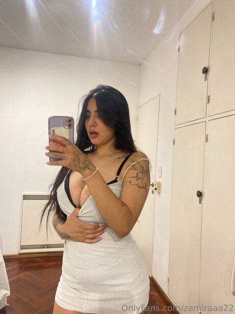Zamiraaa22 pornstar exclusive pictures