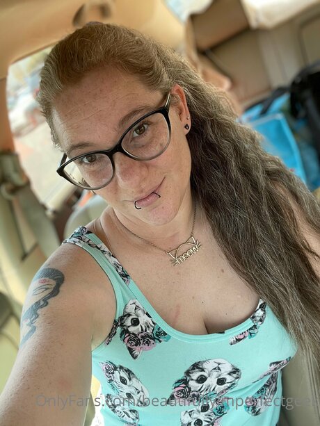 Beautifullyimperfectgeek exclusive pornstar gallery