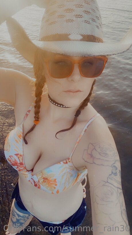 indian milf onlyfans sexy nude photo