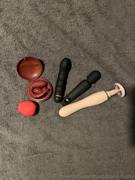 Tantilising Tushy pornstar beautiful image