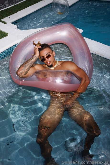 Jaesexual erotic star pic