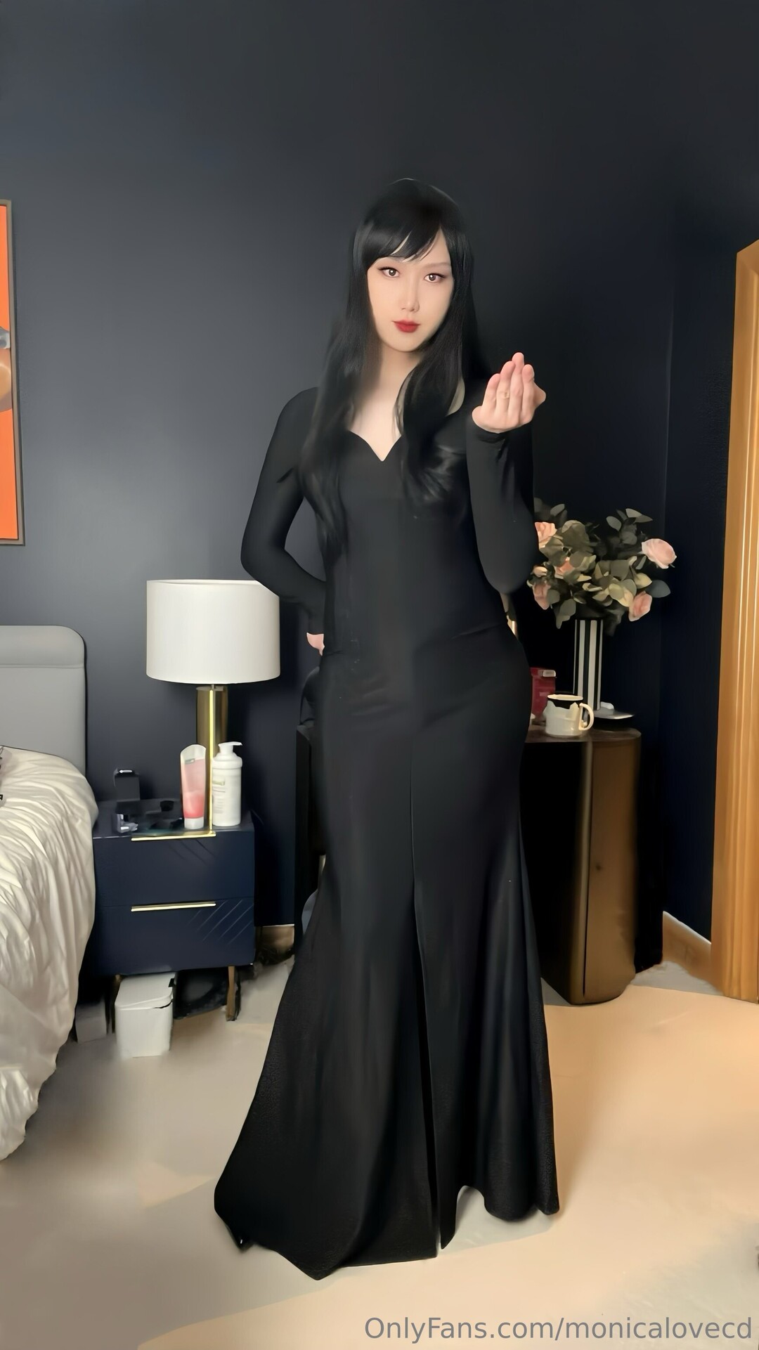 Monicalovecd erotic model pics