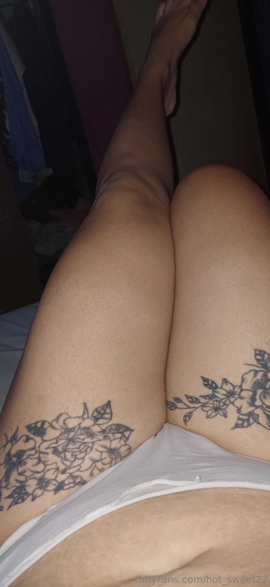Hot Sweet22 pornstar top images