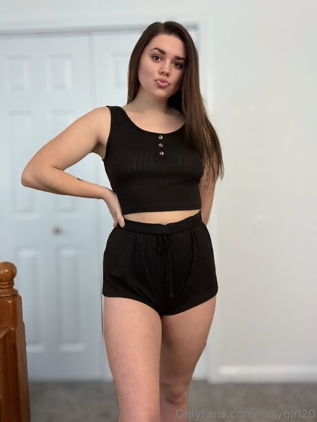 blonde cougar onlyfans pornos pictures