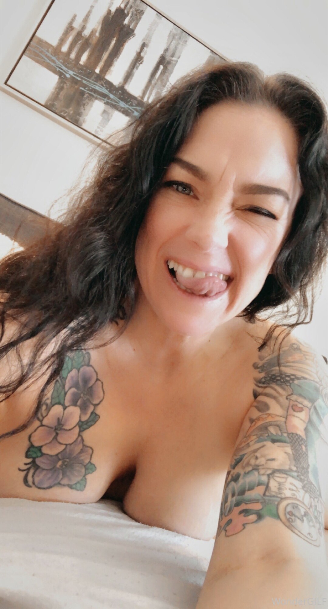 Wondergilf model nudes photo