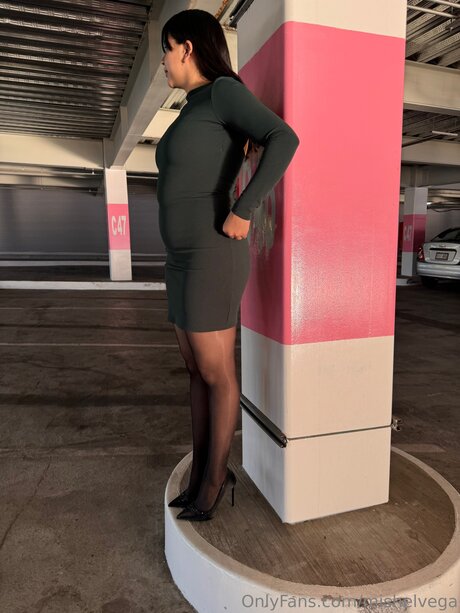 tiny onlyfans beautiful naked images