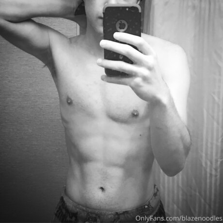 Justinicholas90 exclusive model pic