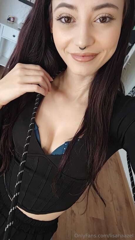 Lisahaazel art model galleries