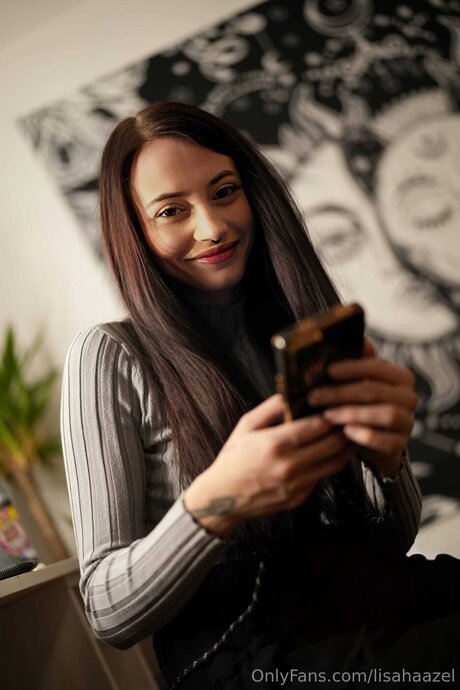 Lisahaazel star nude image